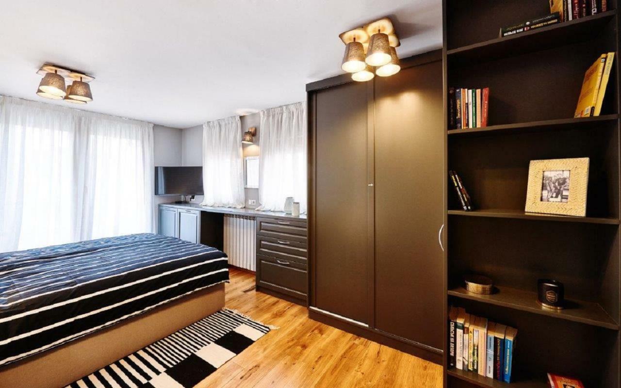 Stylish And High-End Designer Apartments In City Center صوفيا المظهر الخارجي الصورة