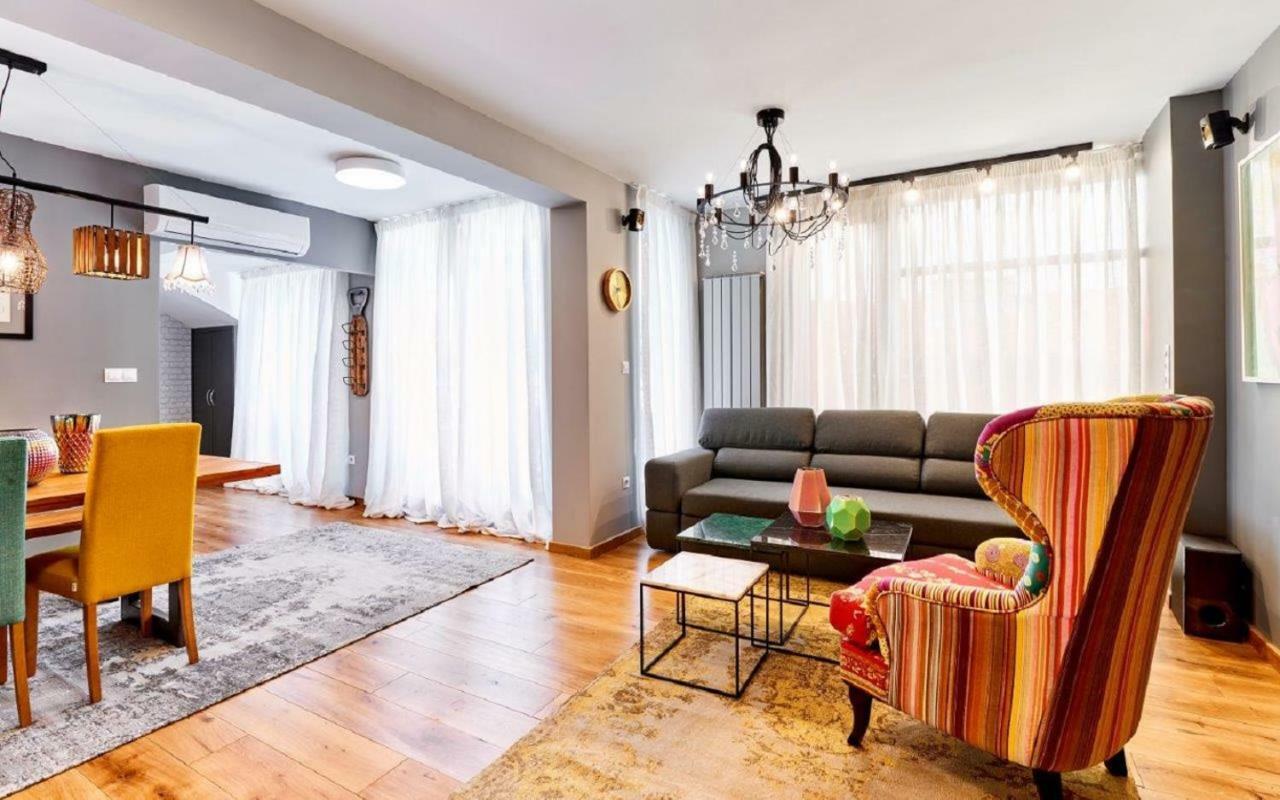 Stylish And High-End Designer Apartments In City Center صوفيا المظهر الخارجي الصورة